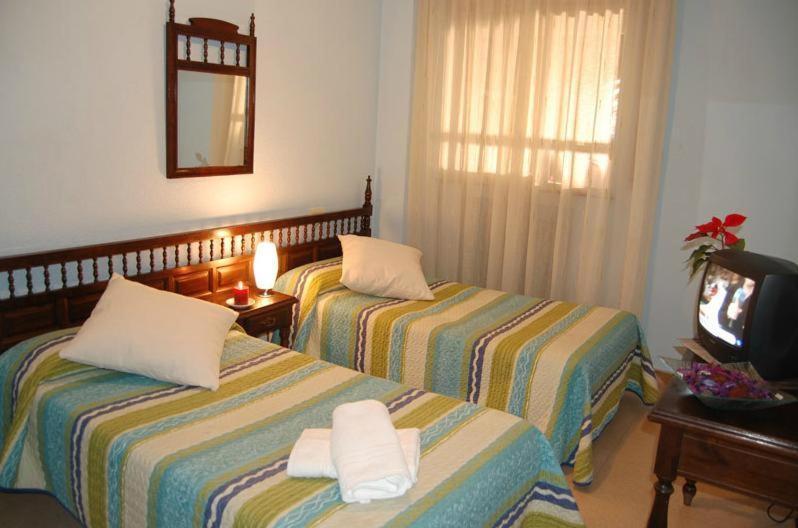Hostal Los Infantes Salamanca Szoba fotó